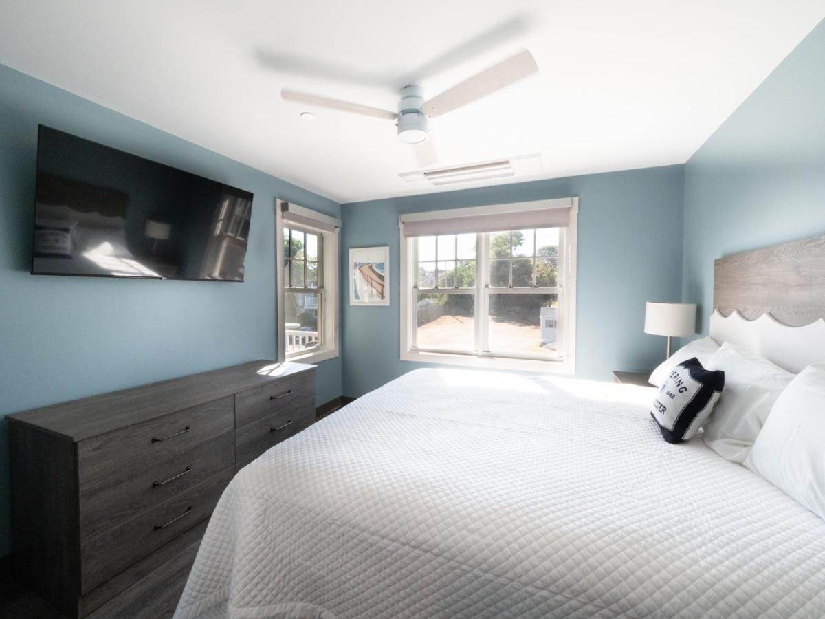 Long Beach Suites Gloucester Exteriör bild