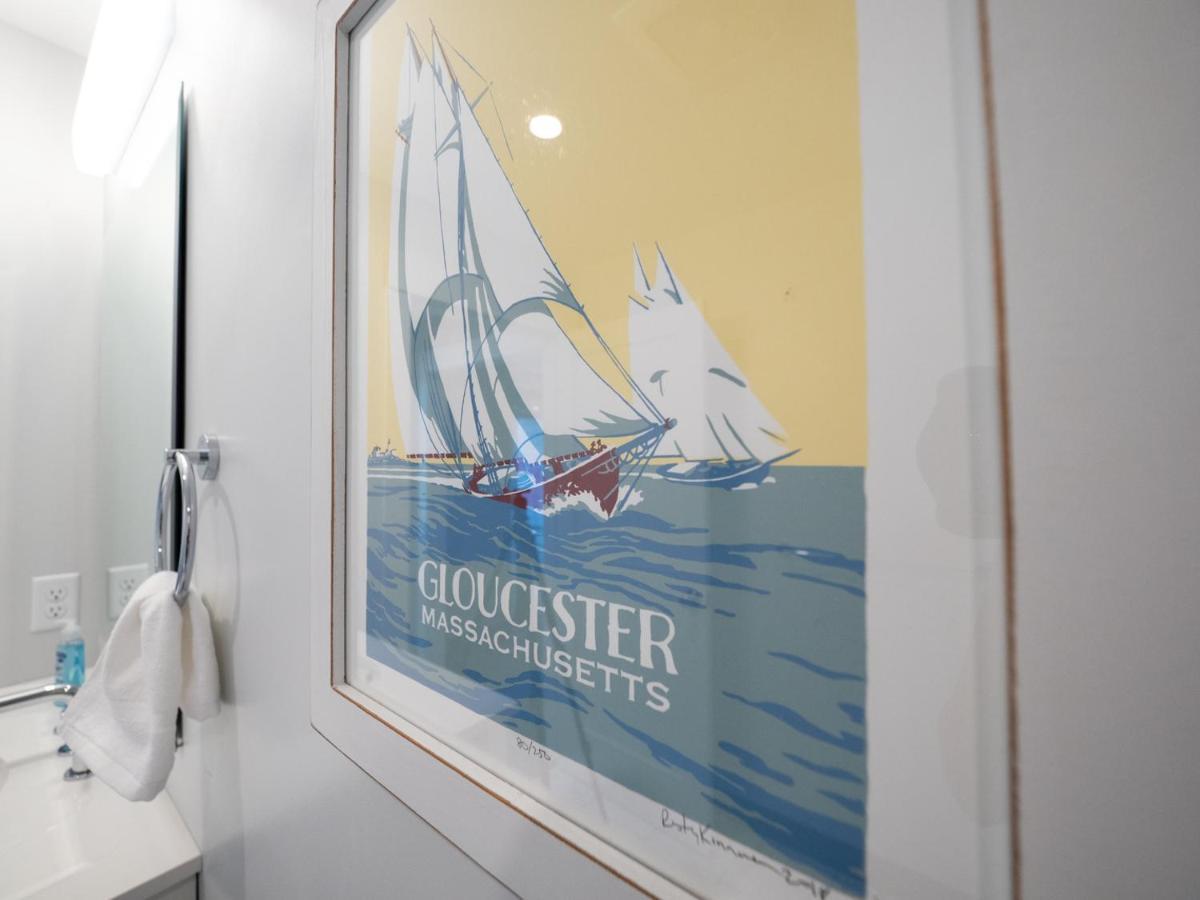 Long Beach Suites Gloucester Exteriör bild